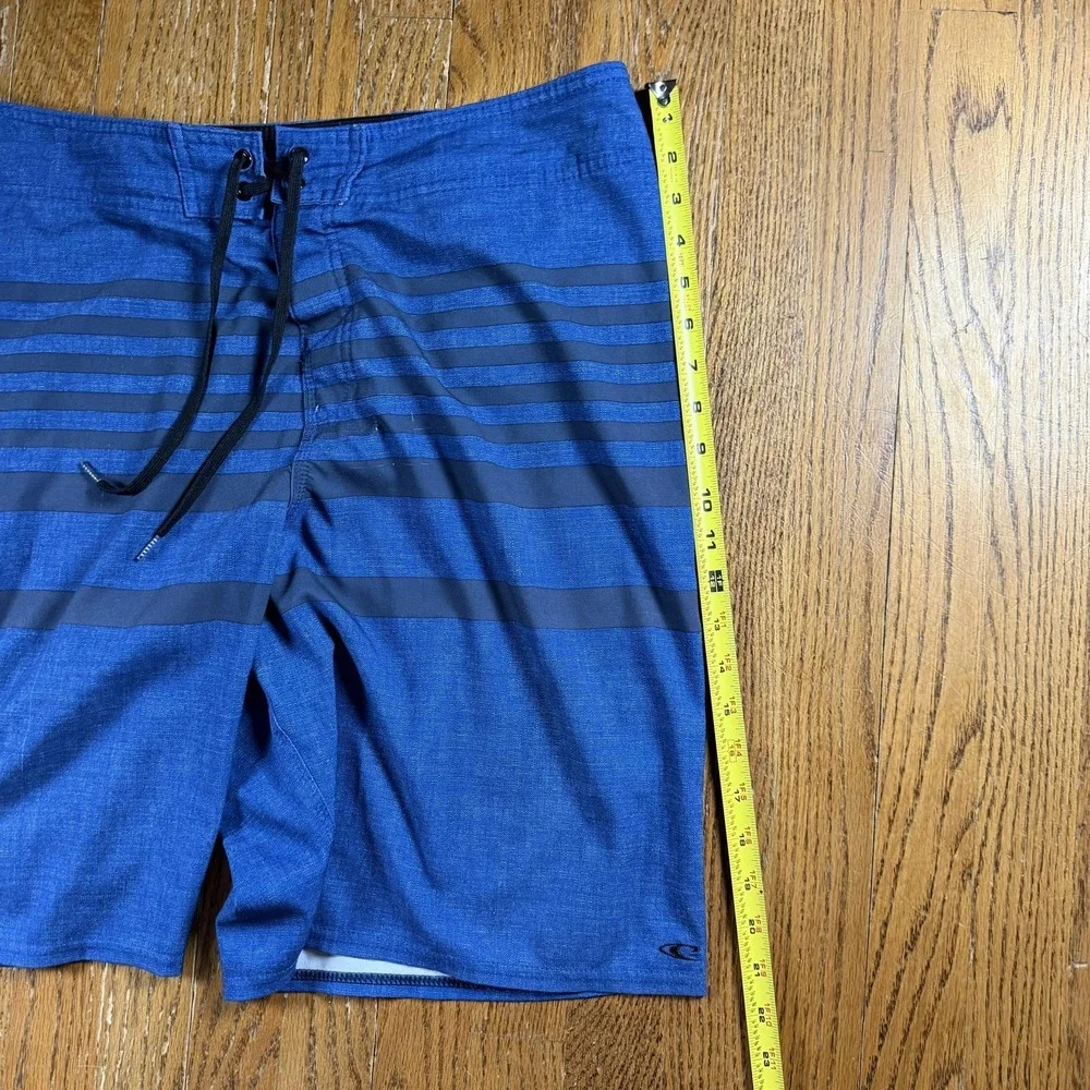 O'Neill Board Shorts Mens 38 Blue Stripe Swim Trunks Cargo Pocket Stretch